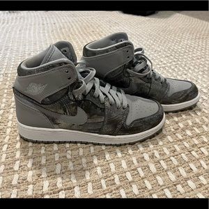 Nike Air Jordan Mids
